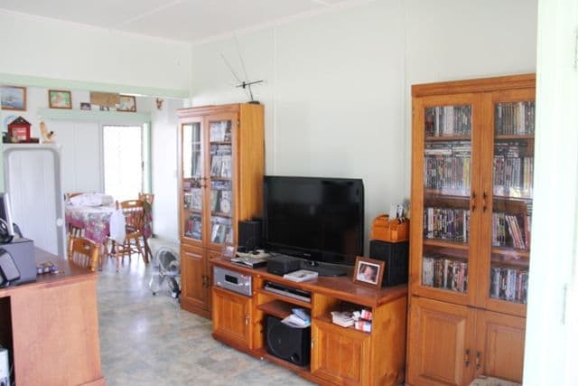 8 Collins Street, AITKENVALE QLD 4814, Aitkenvale - Thumbnail 2