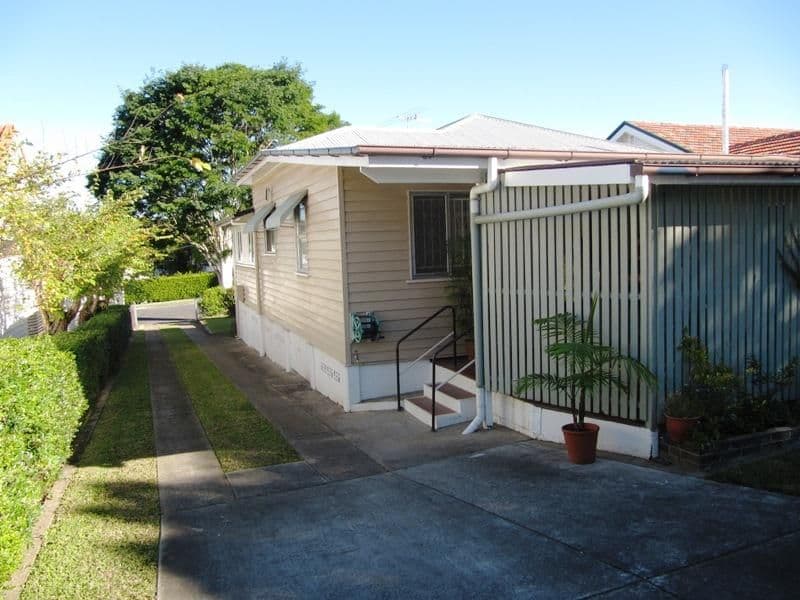 54 Bowley Street, HENDRA QLD 4011, Hendra - Thumbnail 2