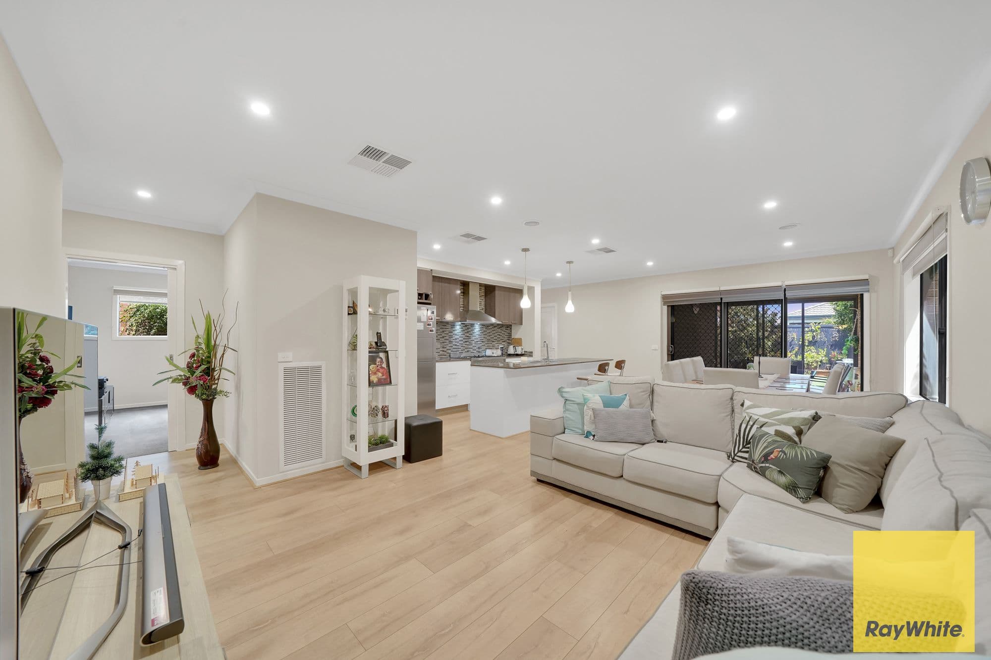 21 Beckworth Boulevard, Tarneit VIC 3029, Tarneit - Thumbnail 8
