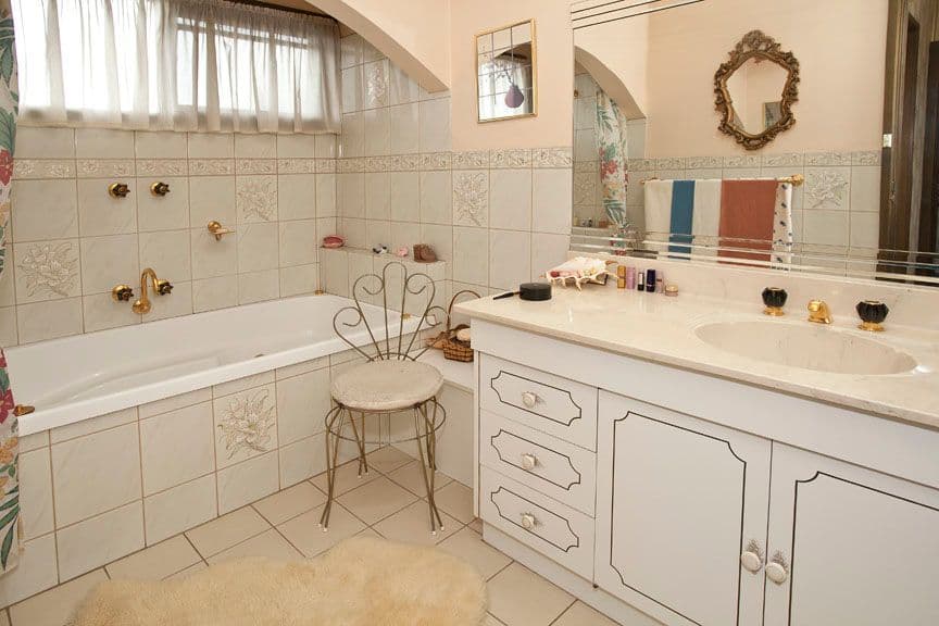 4 Clunies Ross Crescent, MULGRAVE VIC 3170, Mulgrave - Thumbnail 7
