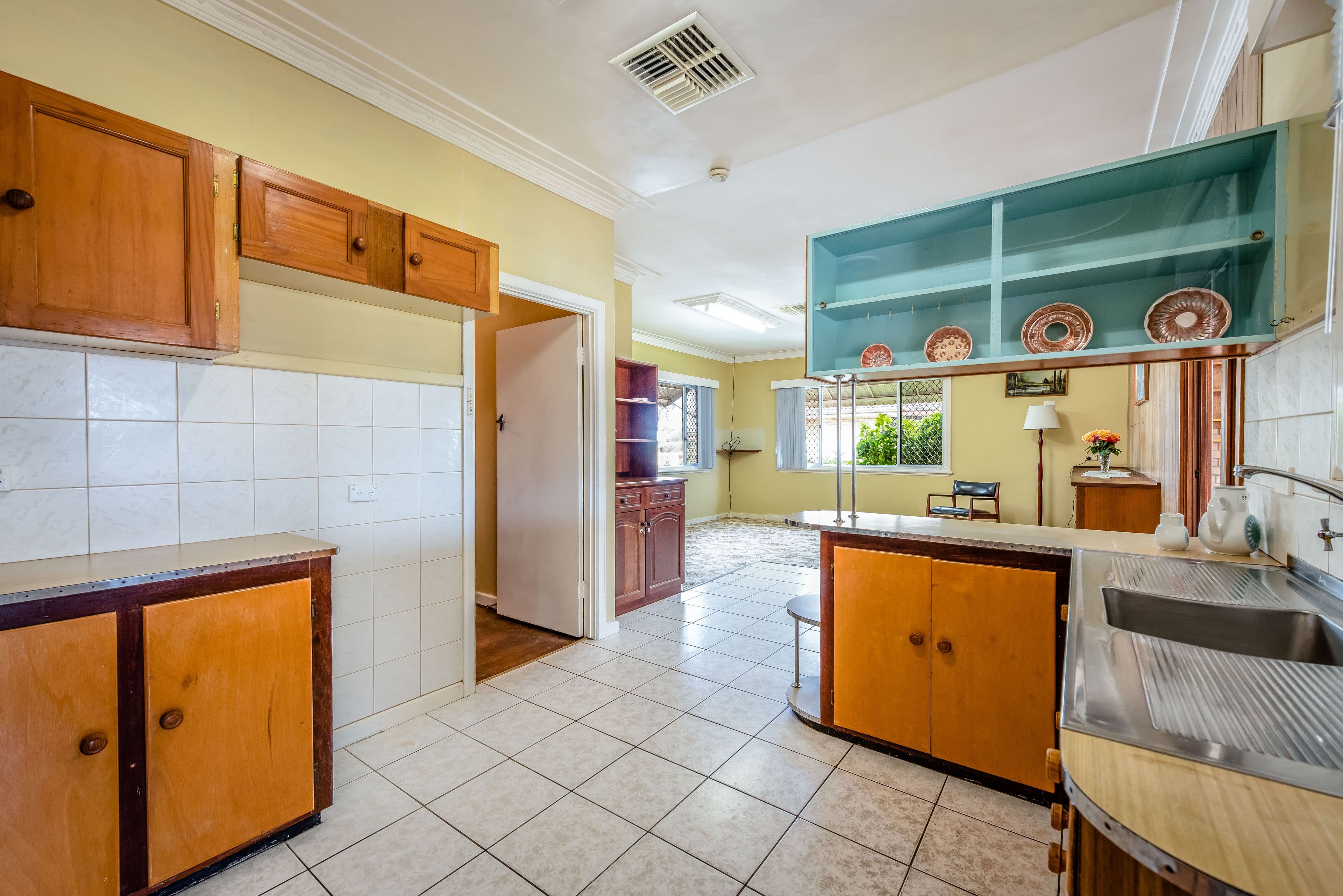 26 Charles Street, Bluff Point WA 6530, Bluff Point - Thumbnail 4