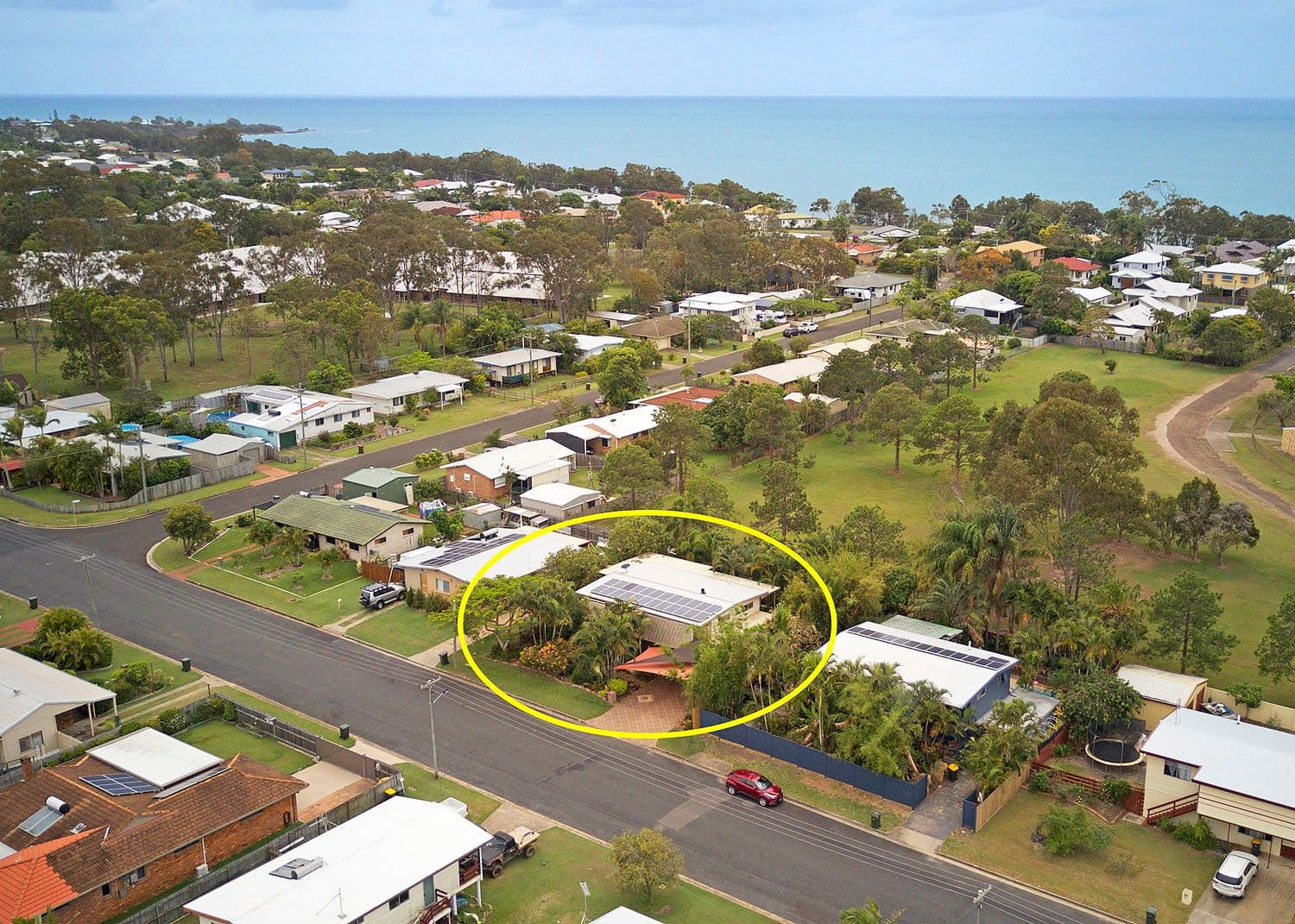 15 Hayworth Street, Point Vernon QLD 4655, Point Vernon - Thumbnail 3
