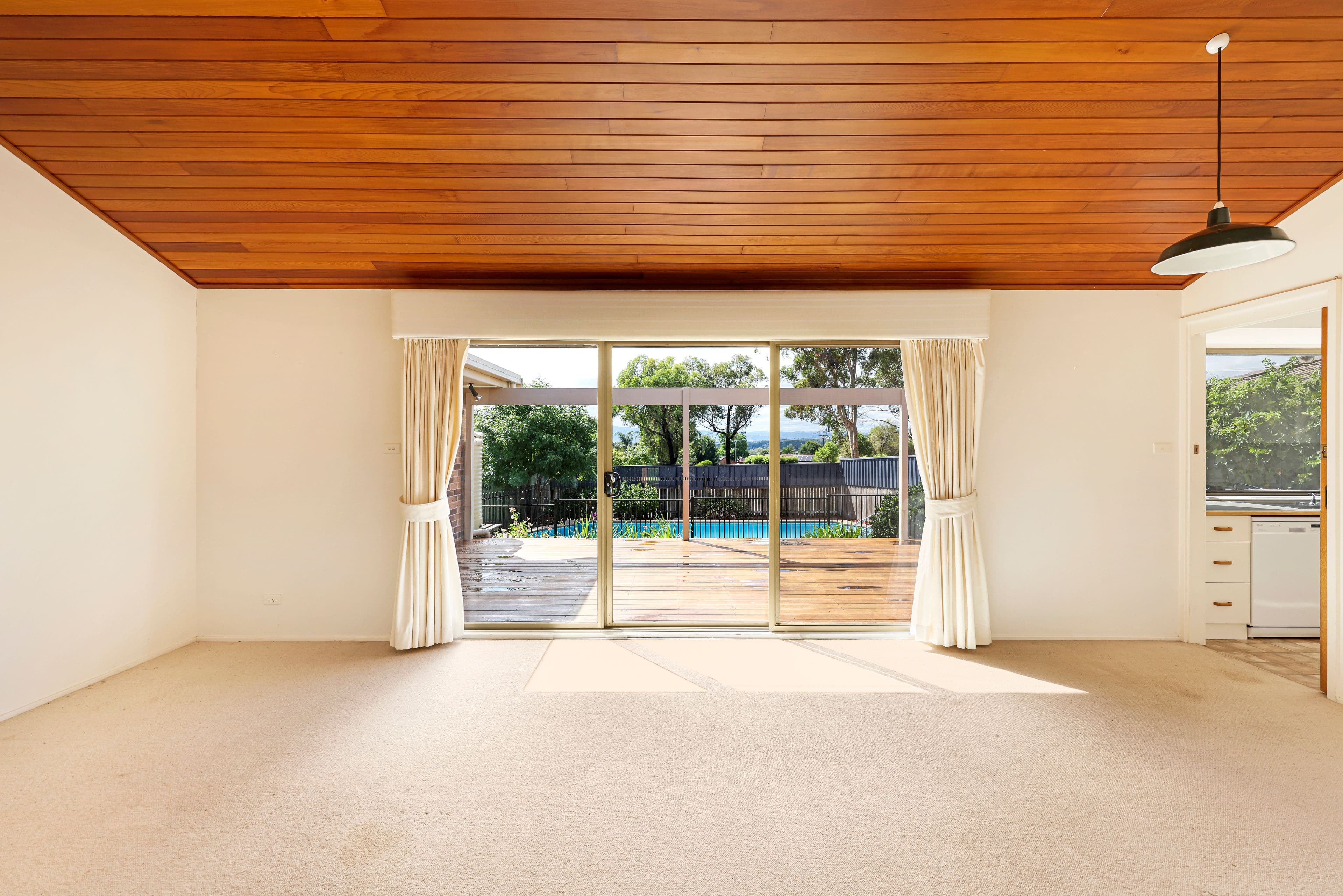 77 Edward Street, Tamworth NSW 2340, Hillvue - Thumbnail 2