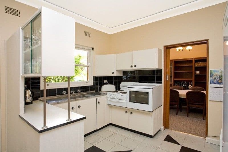 232 Connells Point Road, CONNELLS POINT NSW 2221, Connells Point - Thumbnail 4