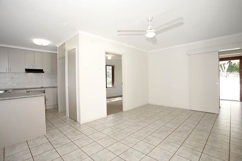 27 Pantheon Street, JINDALEE QLD 4074, Jindalee - Thumbnail 3