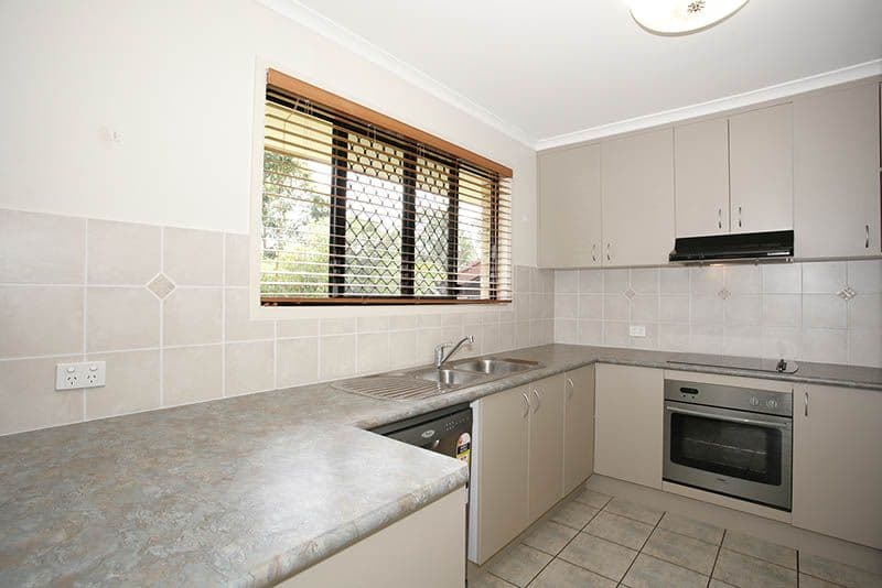 27 Pantheon Street, JINDALEE QLD 4074, Jindalee - Thumbnail 4