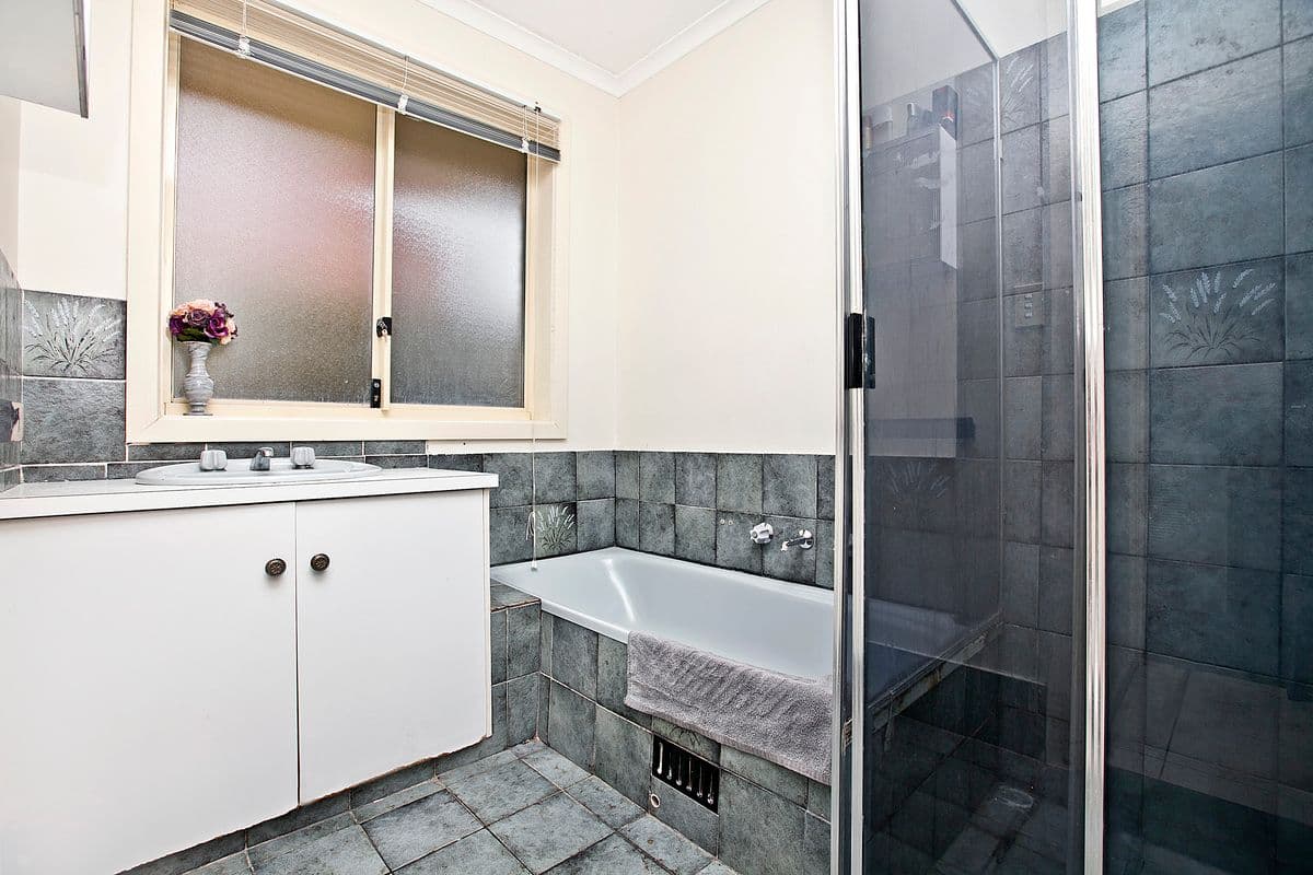 6 Jedna Close, CRAIGMORE SA 5114, Craigmore - Thumbnail 8