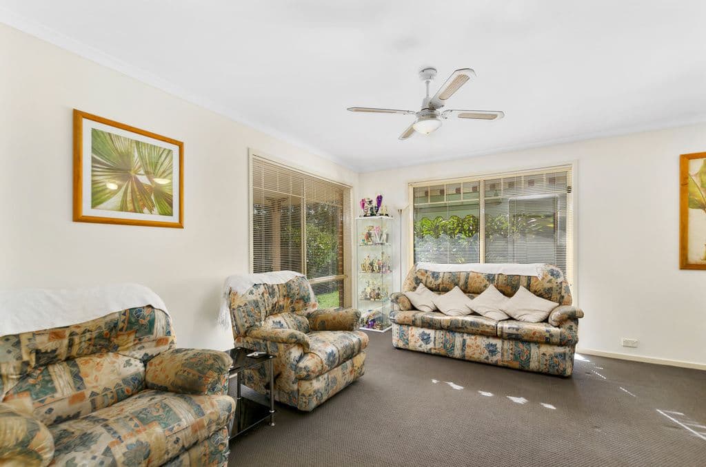 13 Glenwood Grove, Horsley - Thumbnail 4