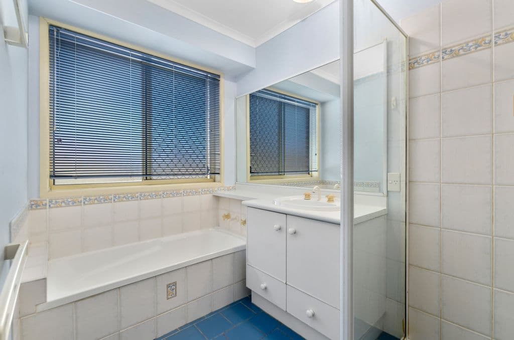 13 Glenwood Grove, Horsley - Thumbnail 5