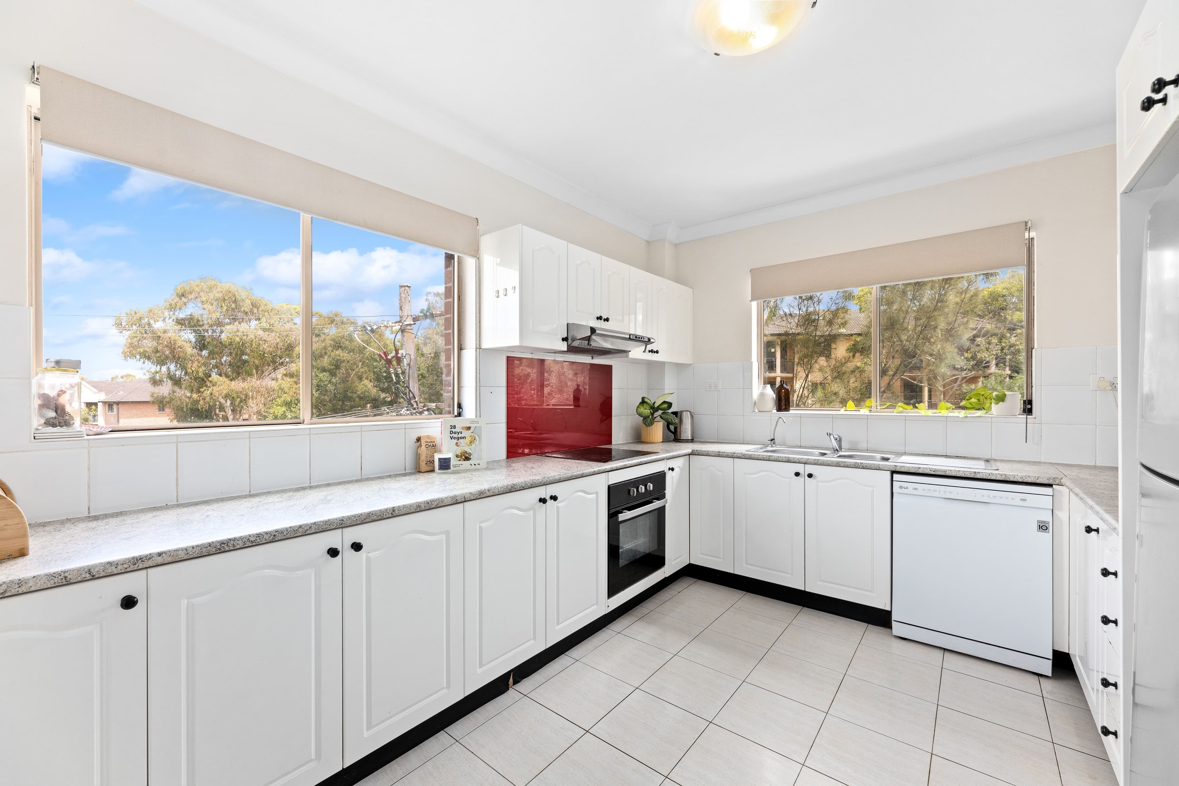 23-29 Gray Street, Sutherland NSW 2232, Sutherland - Thumbnail 2