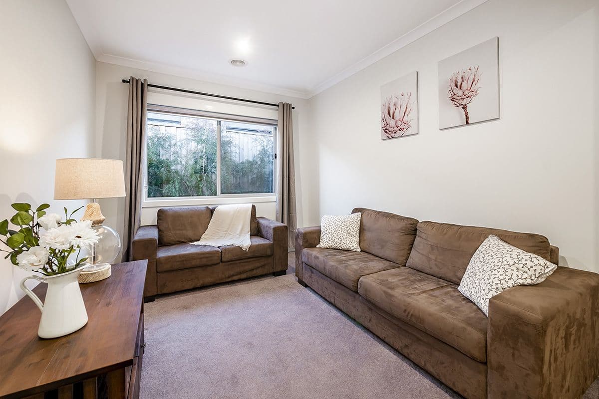 12 Manoora Avenue, Clyde North VIC 3978, Clyde North - Thumbnail 7