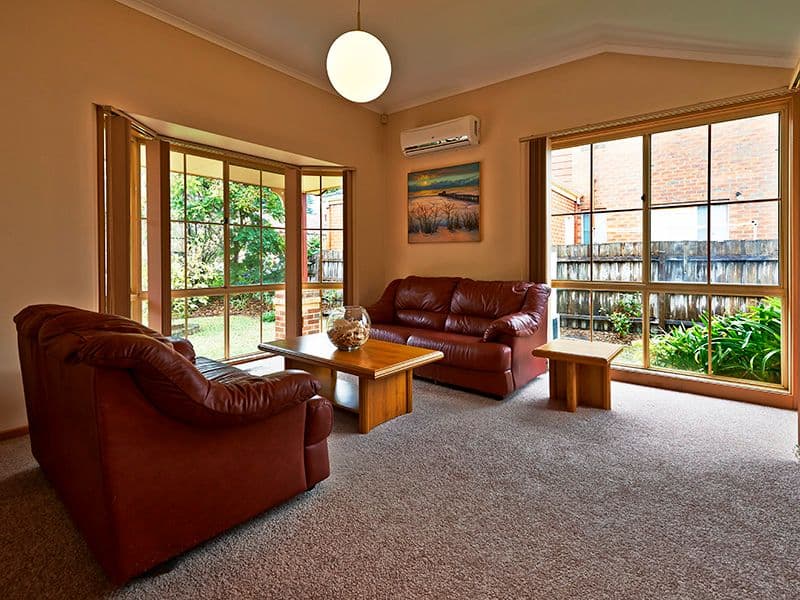 18 Appleberry Close, KNOXFIELD VIC 3180, Knoxfield - Thumbnail 3