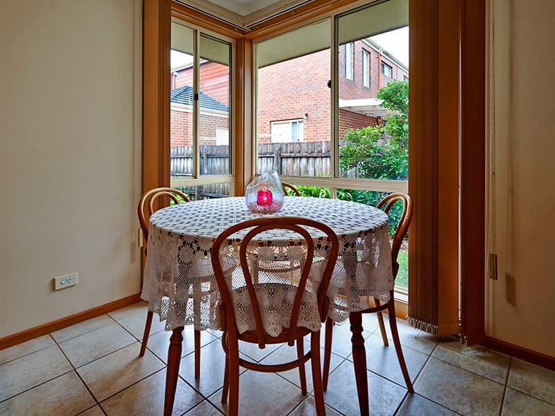 18 Appleberry Close, KNOXFIELD VIC 3180, Knoxfield - Thumbnail 4