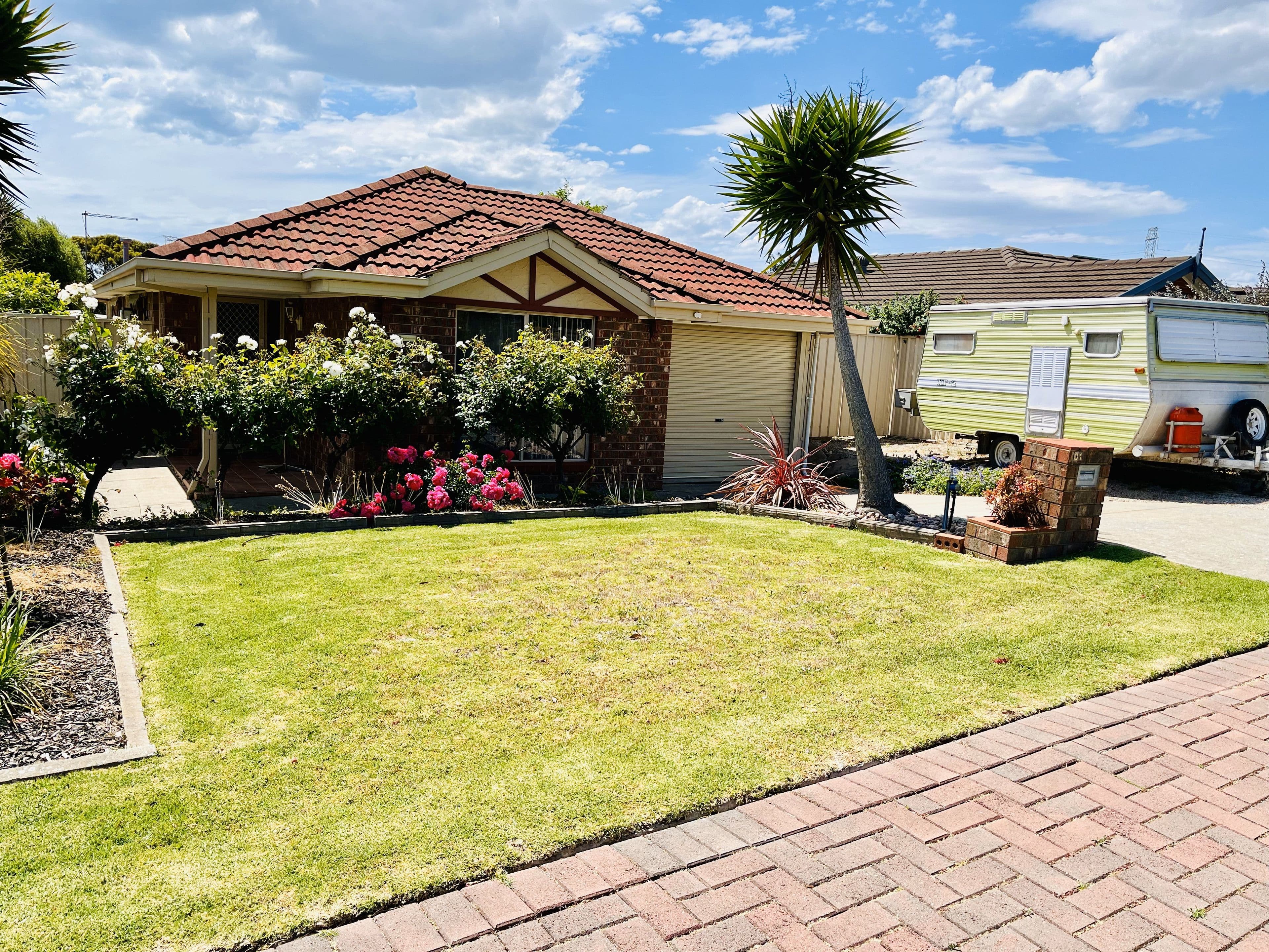 31 Brookland Valley Drive, Woodcroft SA 5162, Woodcroft - Thumbnail 2