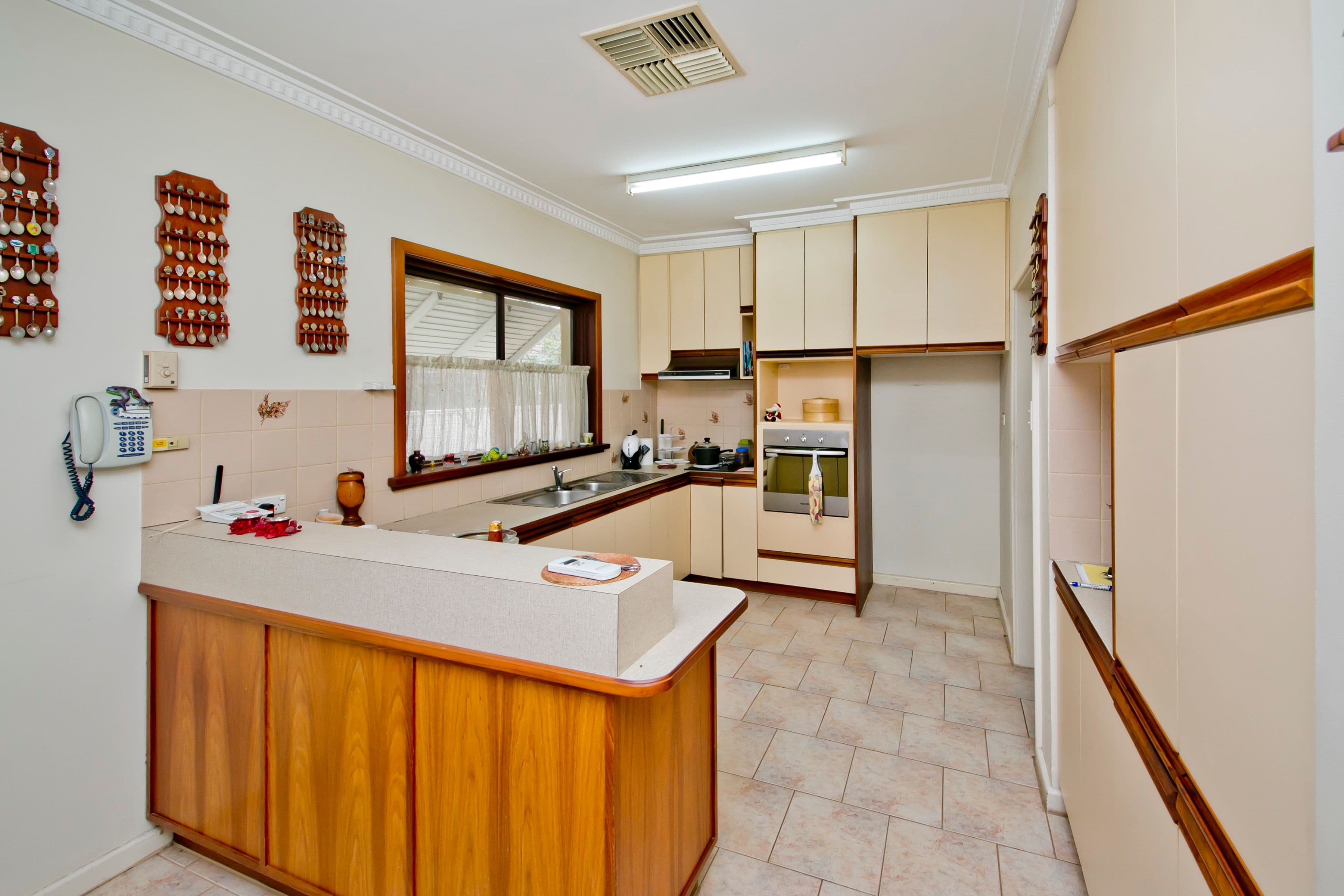 64 Howes Crescent, Dianella WA 6059, Dianella - Thumbnail 7