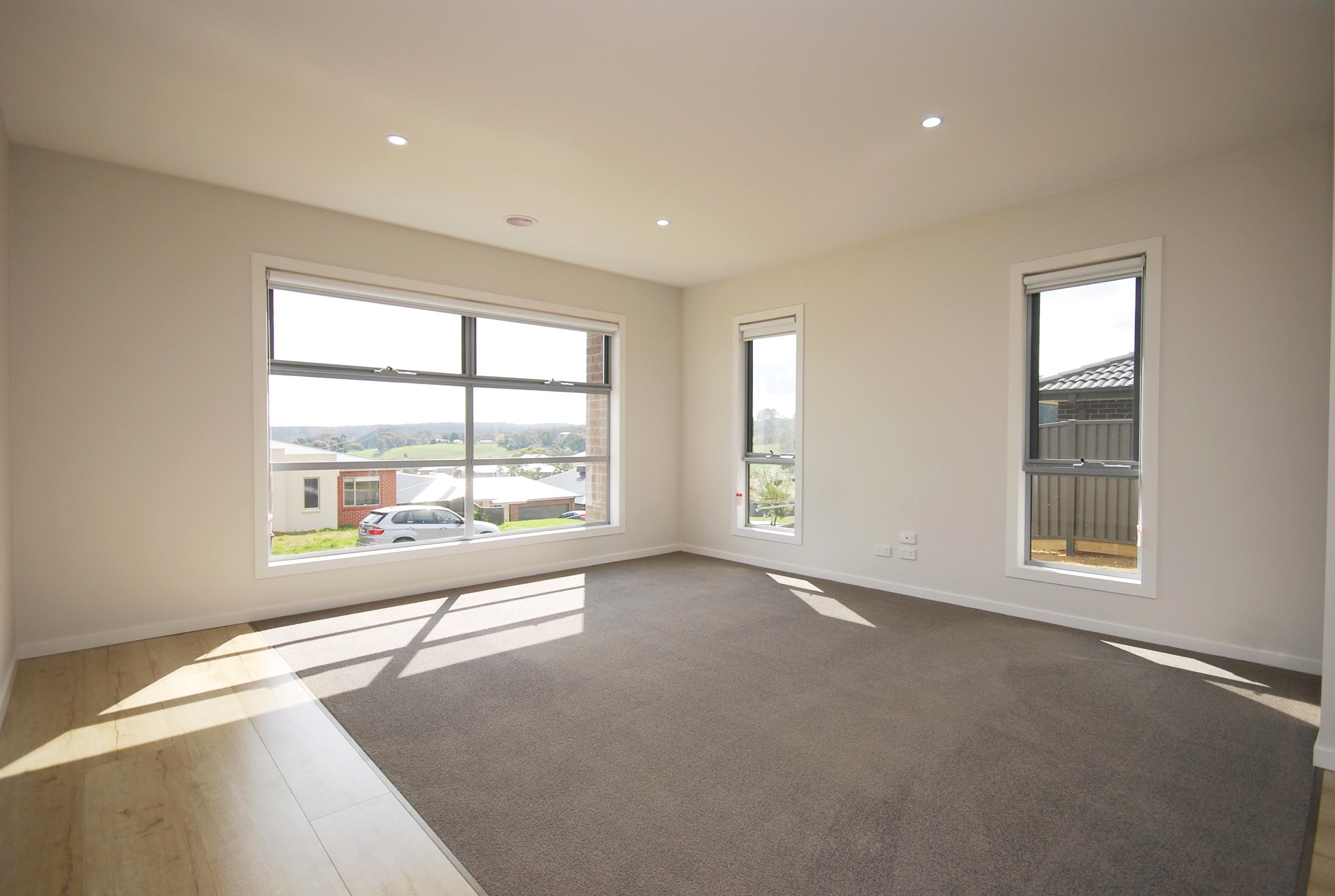 7 Burgadale Court, Brown Hill VIC 3350, Brown Hill - Thumbnail 2