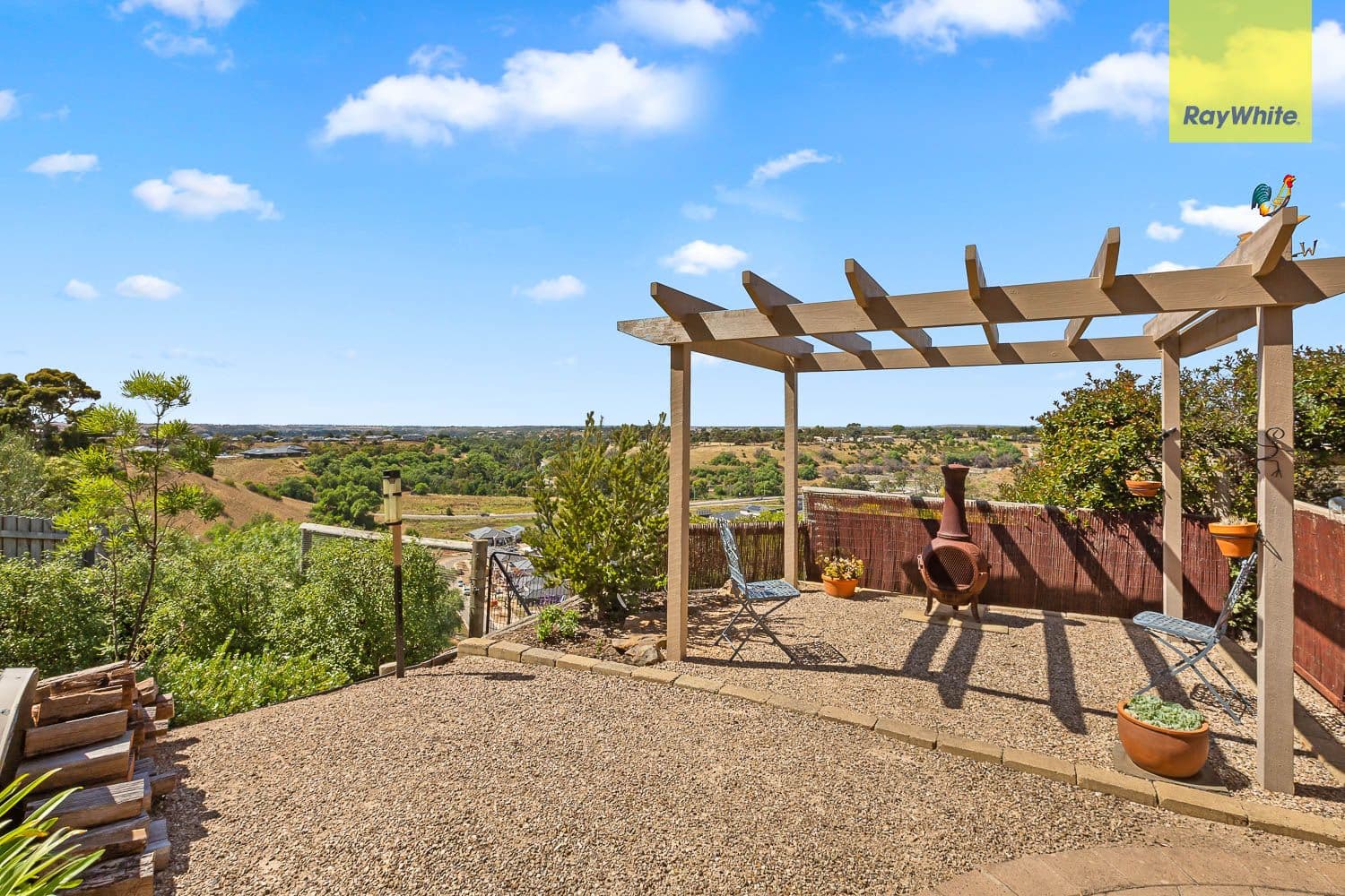 2 Charltonian Close, Bacchus Marsh VIC 3340, Bacchus Marsh - Thumbnail 2