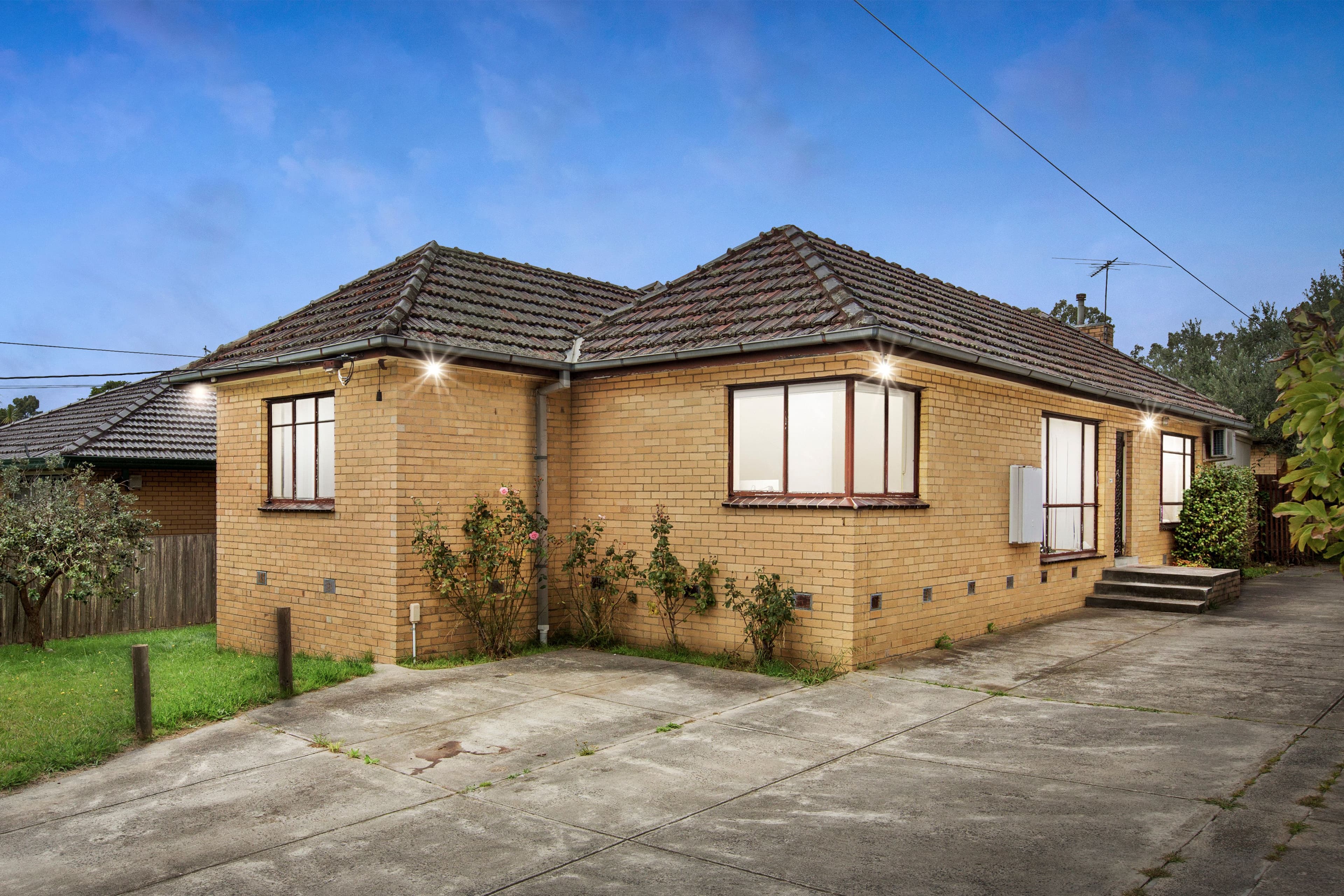4 Aikman Crescent, Chadstone VIC 3148, Chadstone - Image 1