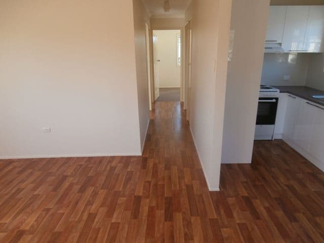 41 Moon Street, CABOOLTURE SOUTH QLD 4510, Caboolture South - Thumbnail 2