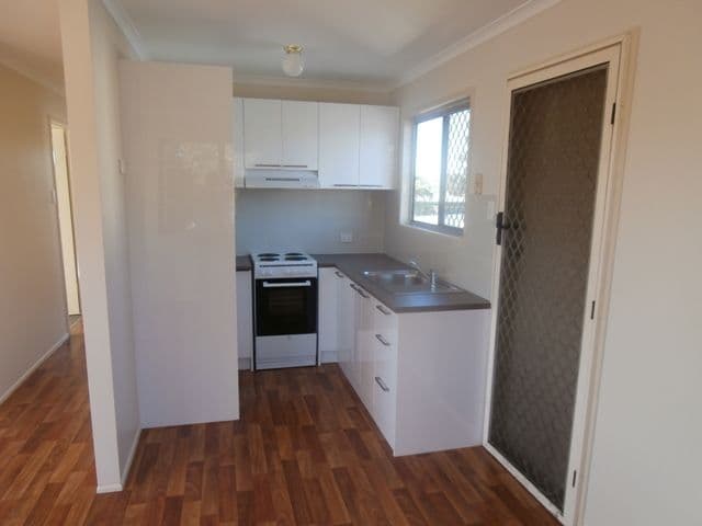 41 Moon Street, CABOOLTURE SOUTH QLD 4510, Caboolture South - Thumbnail 3