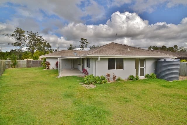 2 Crumpton Place, BEERWAH QLD 4519, Beerwah - Thumbnail 2
