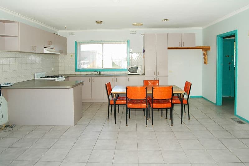 62 Rosemary Drive, LALOR VIC 3075, Lalor - Thumbnail 2