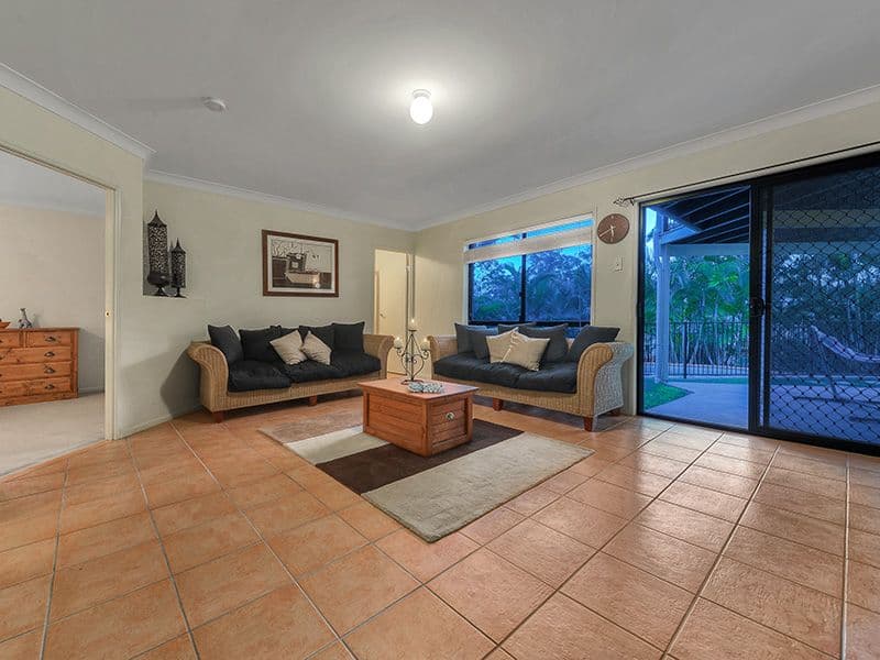12 Tinaroo Court, Albany Creek QLD 4035, Albany Creek - Thumbnail 4