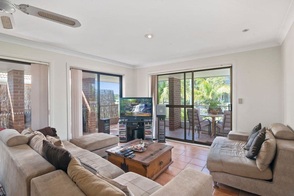 84 Sarawak Avenue, Palm Beach QLD 4221, Palm Beach - Thumbnail 2