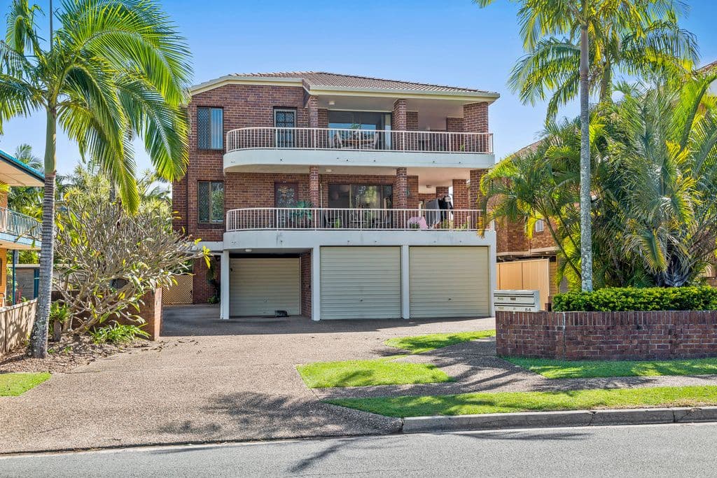 84 Sarawak Avenue, Palm Beach QLD 4221, Palm Beach - Thumbnail 4