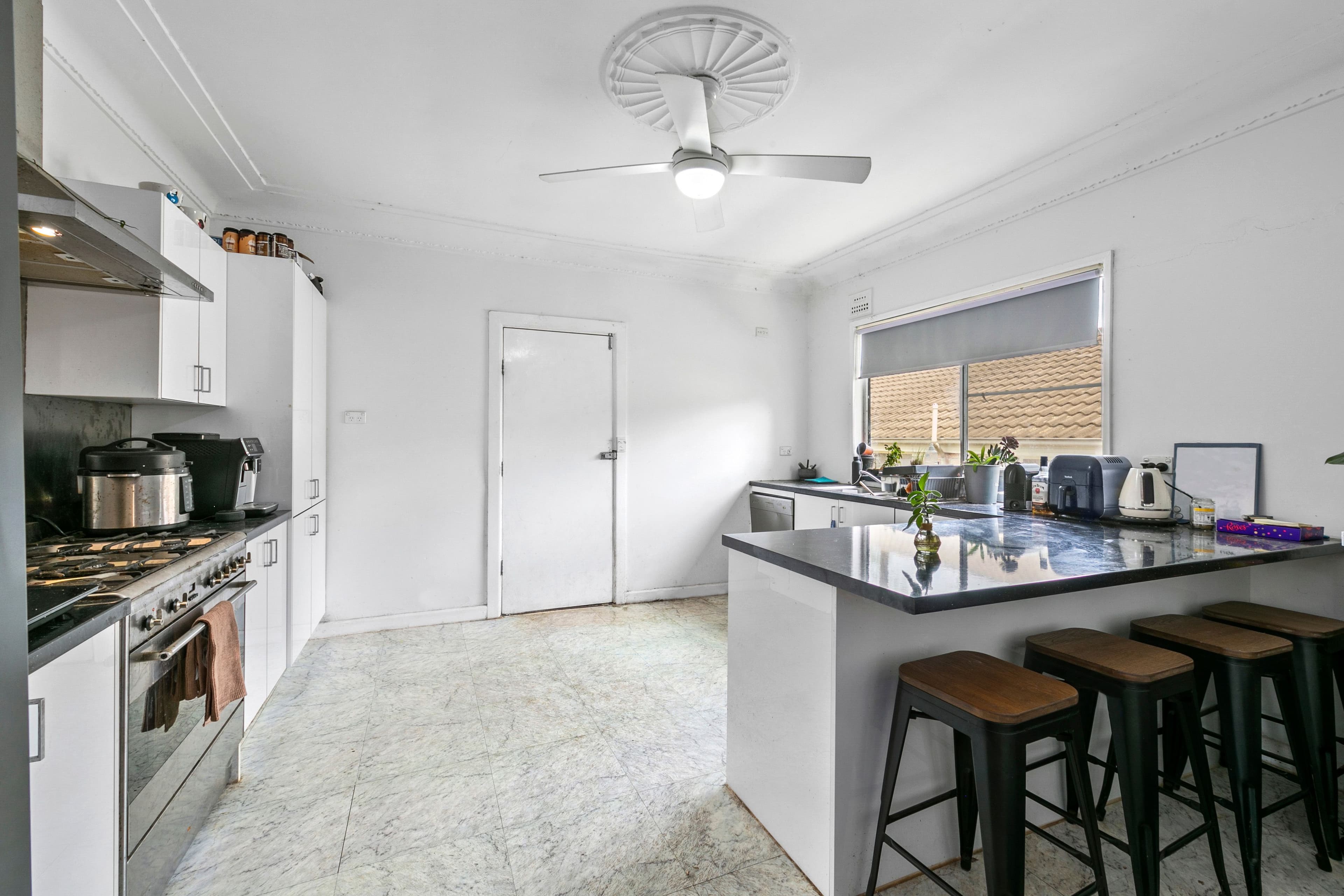 88 Douglas Road, Blacktown NSW 2148, Blacktown - Thumbnail 2