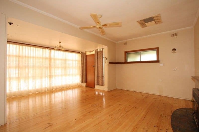 38 Kokoda Terrace, LOXTON SA 5333, Loxton - Thumbnail 2