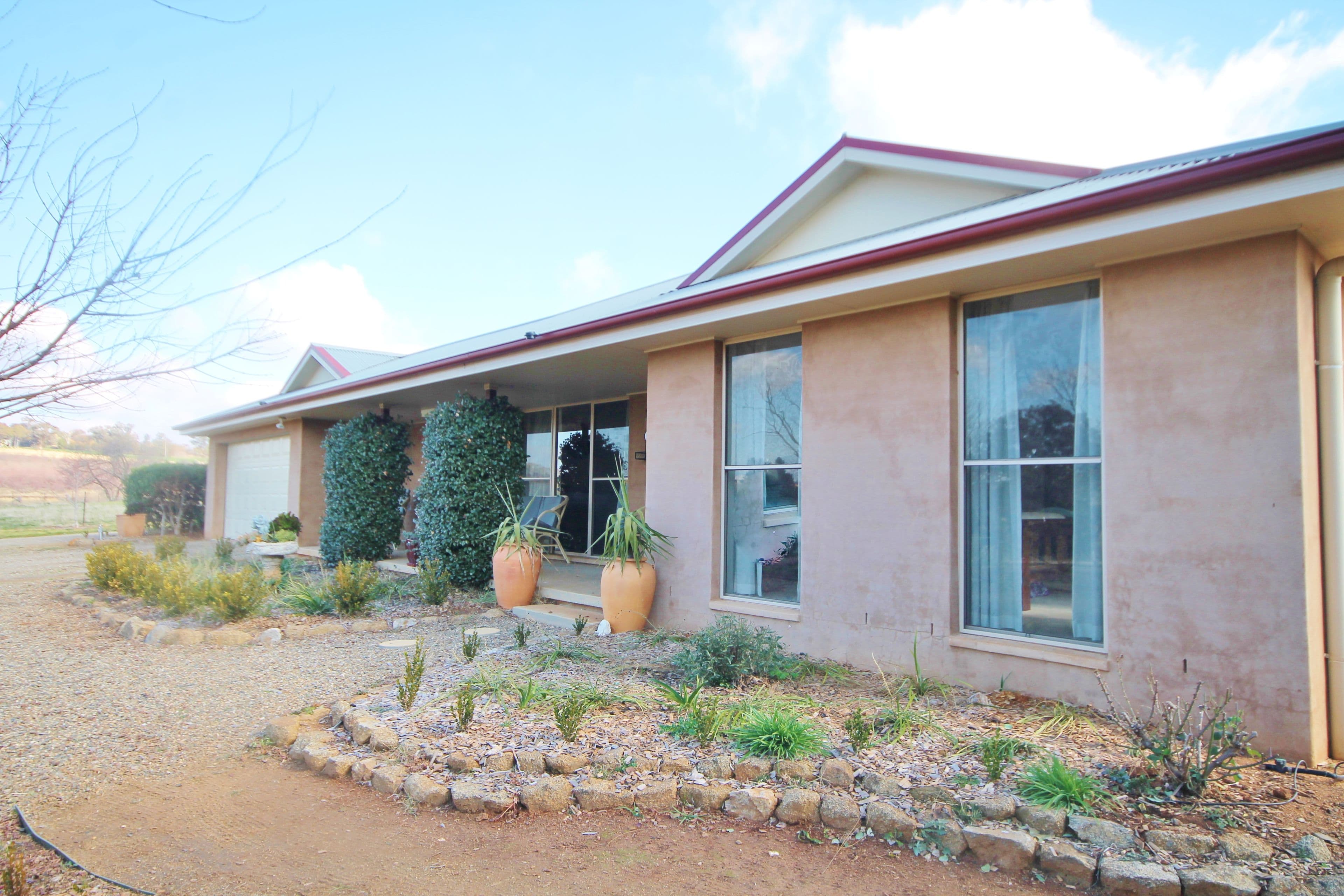81 Tipperary Lane, Young - Thumbnail 2