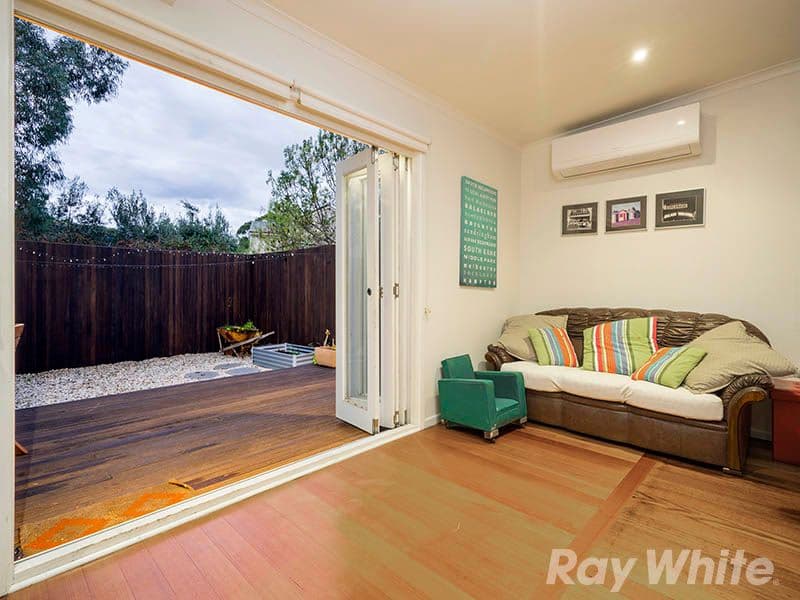 19 Belle Crescent, Mordialloc VIC 3195, Mordialloc - Thumbnail 2