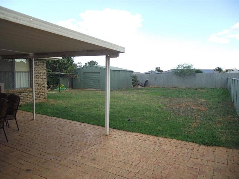 3 Thomas Tom Street, PARKES NSW 2870, Parkes - Thumbnail 5