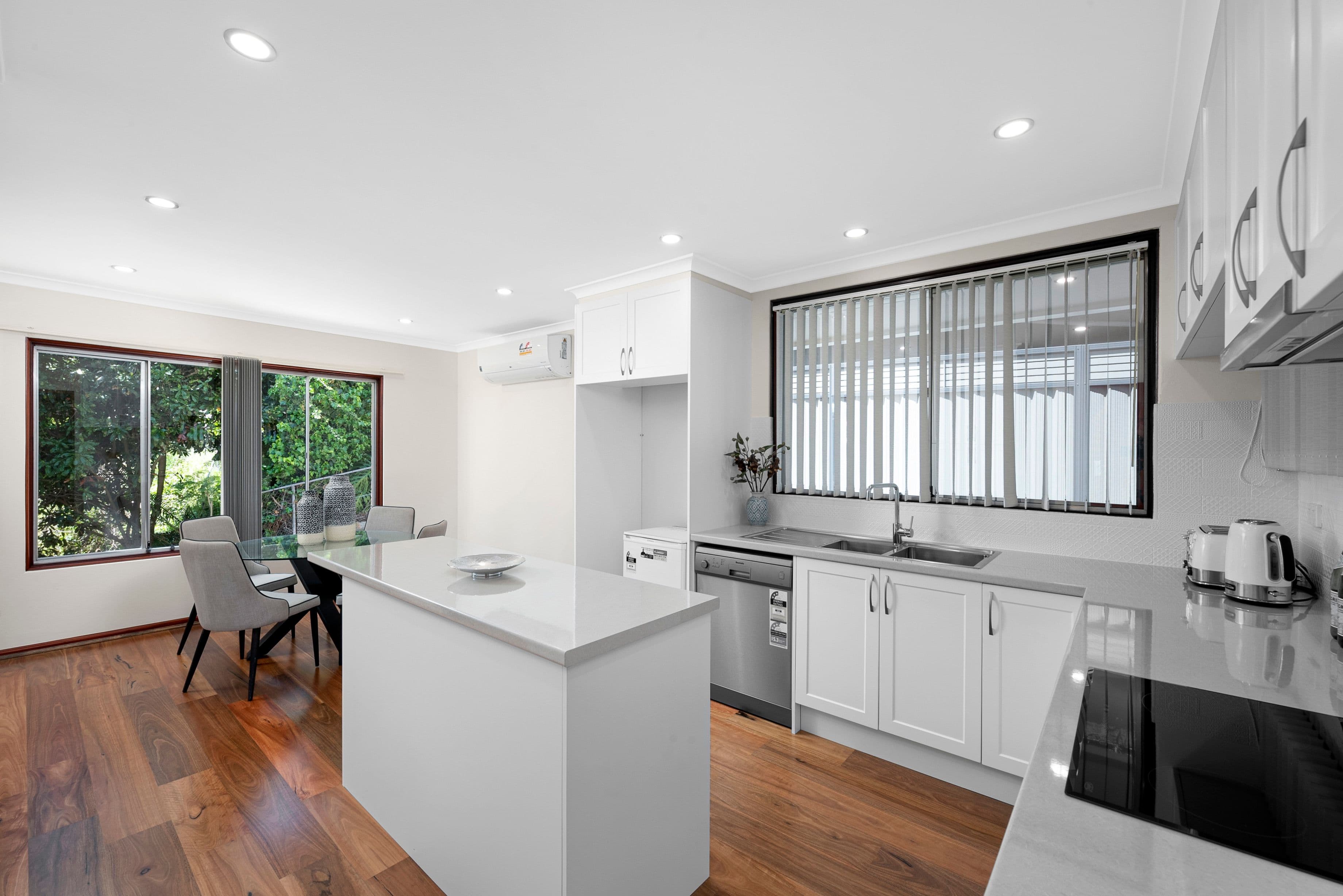 33 Bluegum Crescent, Frenchs Forest NSW 2086, Frenchs Forest - Thumbnail 4