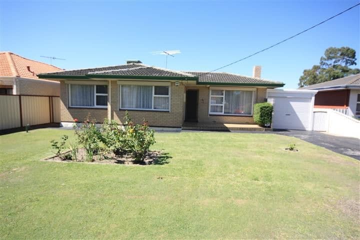 36 Napier Road, Morley WA 6062, Morley - Thumbnail 2