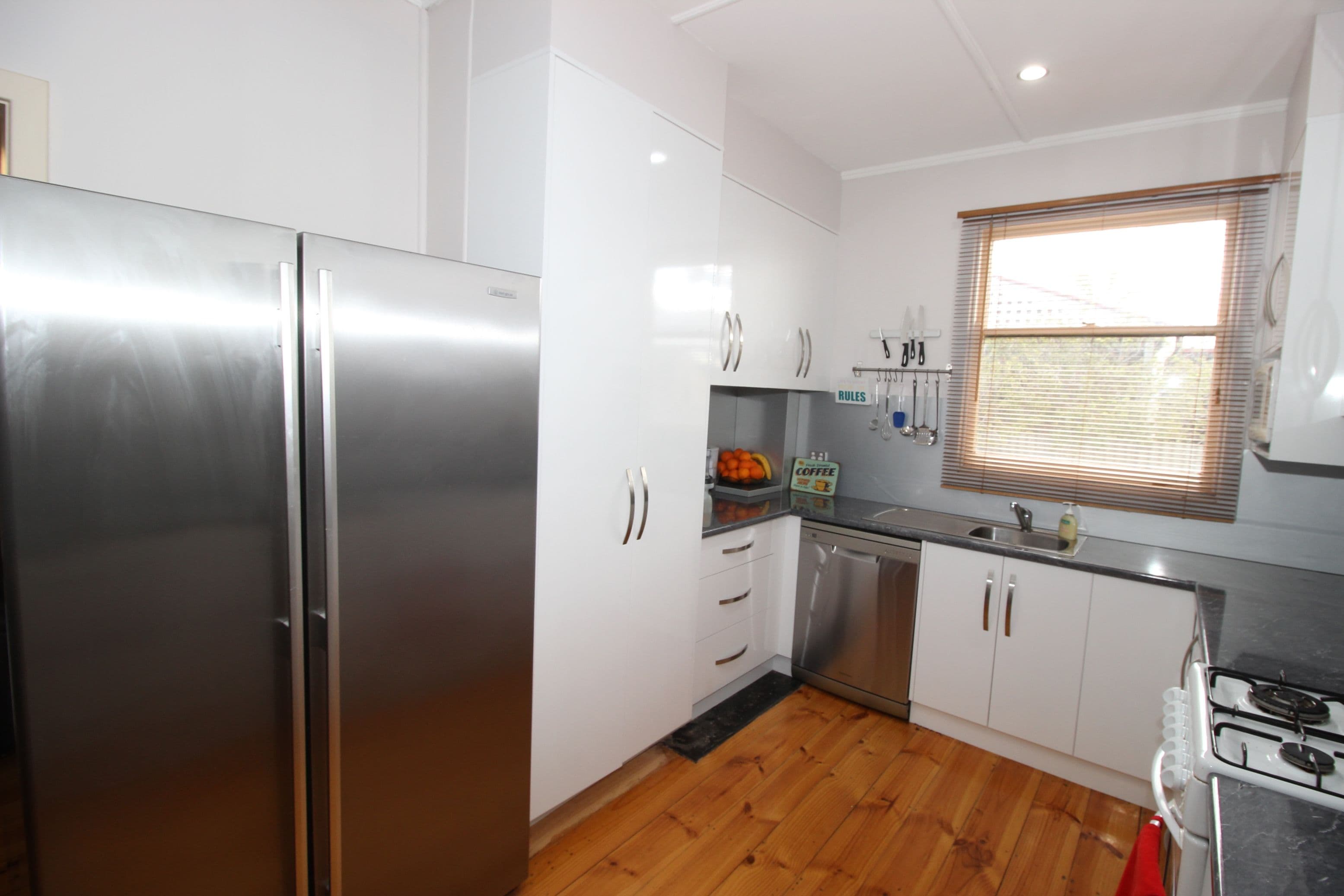 2 Kleemann Street, Waikerie SA 5330, Waikerie - Thumbnail 4