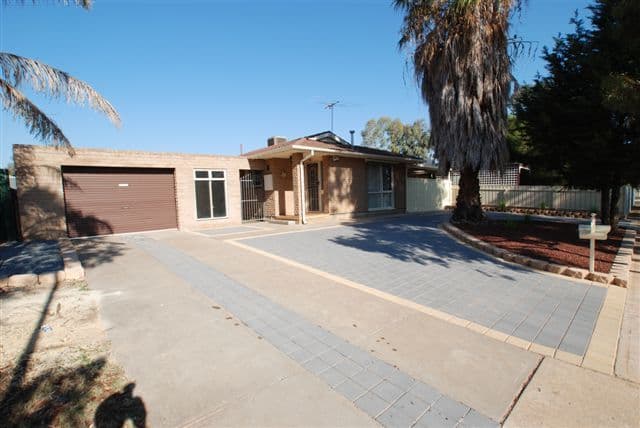 2 Collins Court, POORAKA SA 5095, Pooraka - Image 1