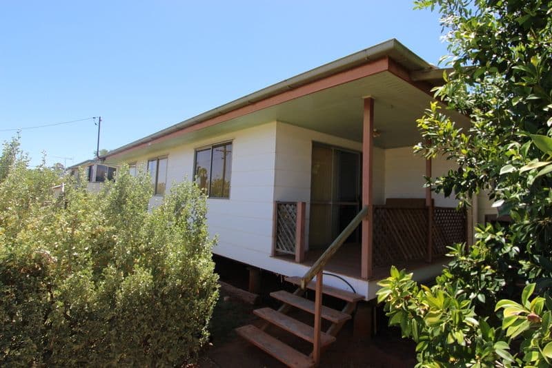 209 Parry Street, CHARLEVILLE QLD 4470, Charleville - Thumbnail 5