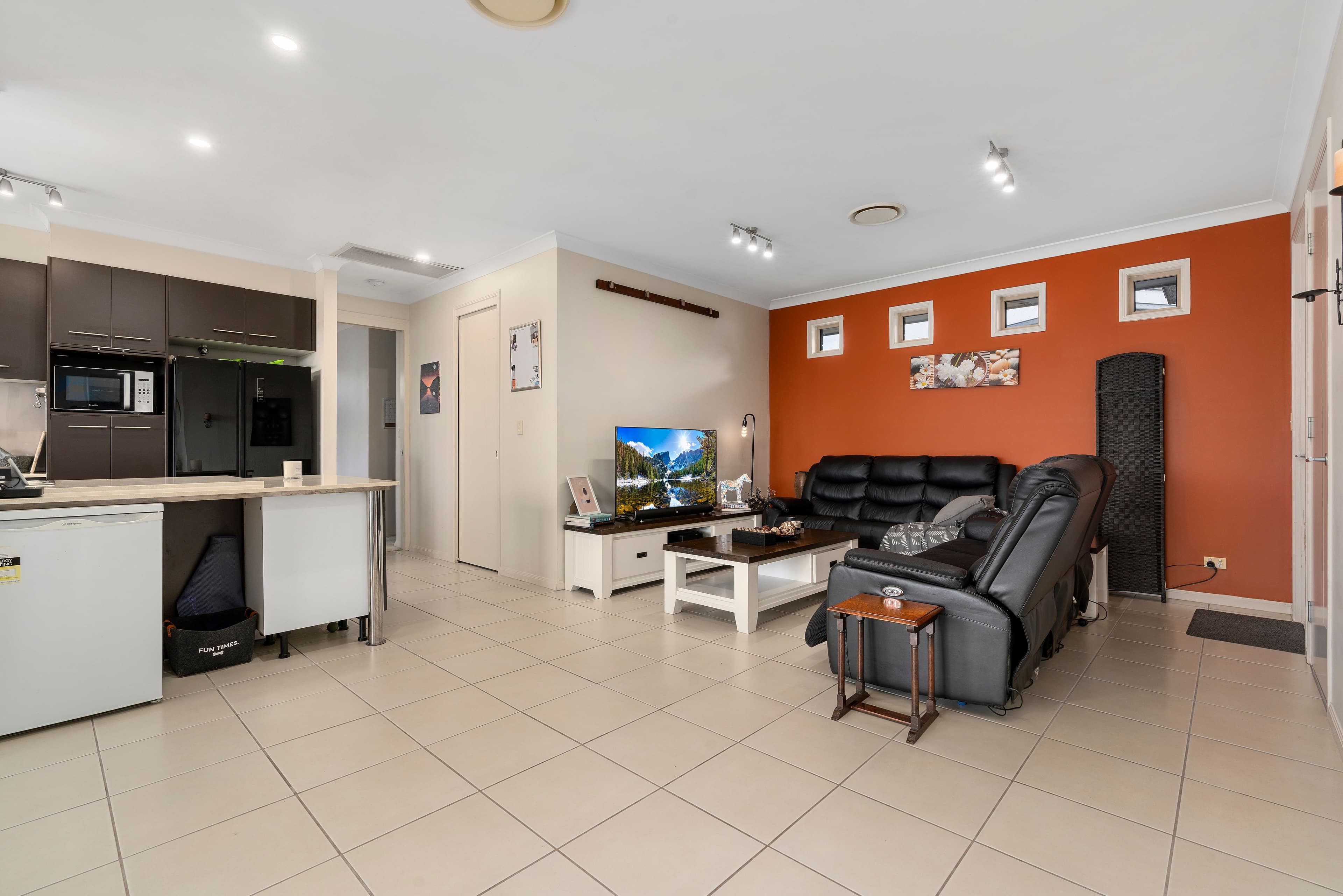 21 Greenwood Place, Deception Bay QLD 4508, Deception Bay - Thumbnail 3