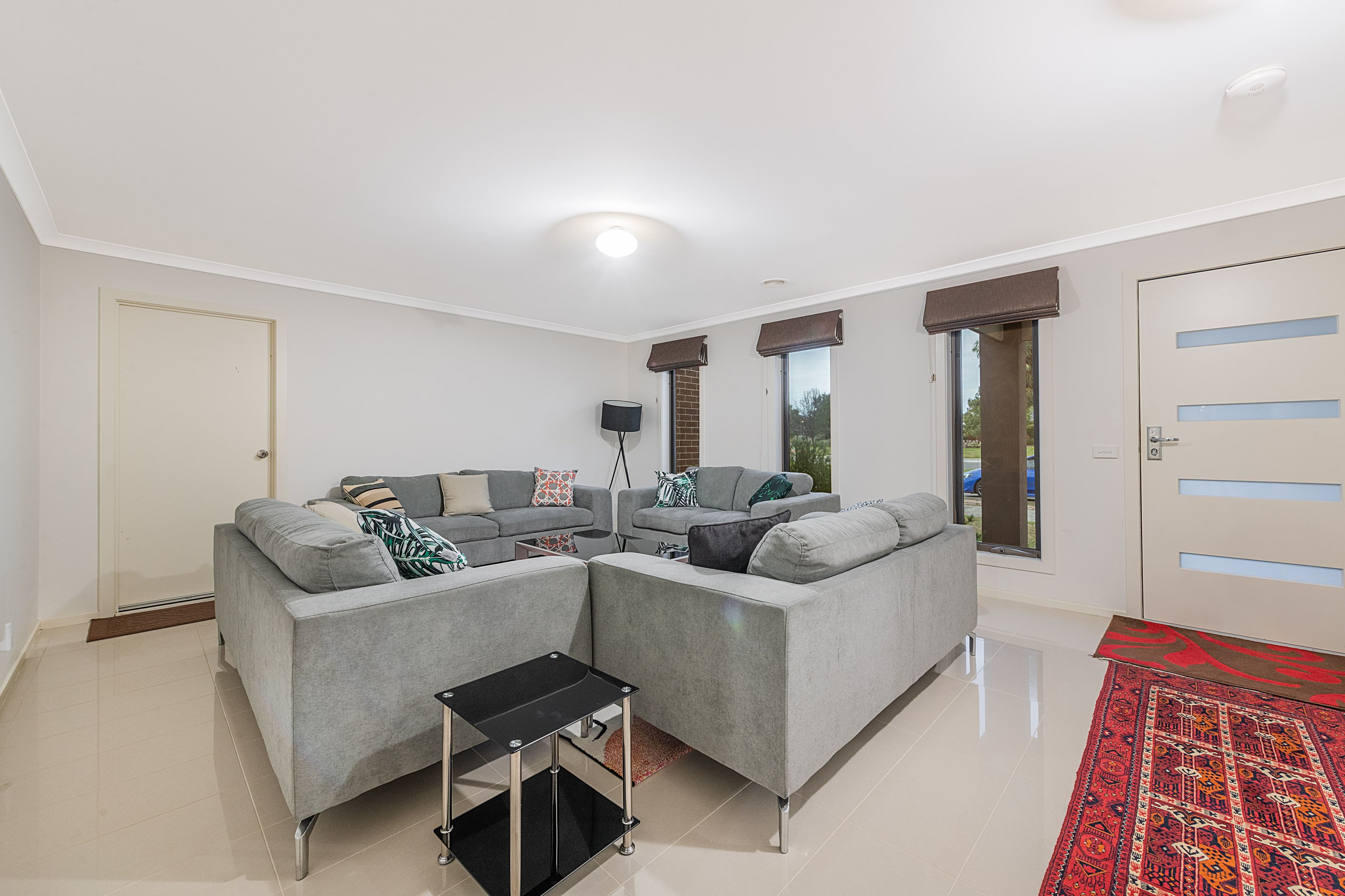 92 Linsell Boulevard, Cranbourne East VIC 3977, Cranbourne East - Thumbnail 6