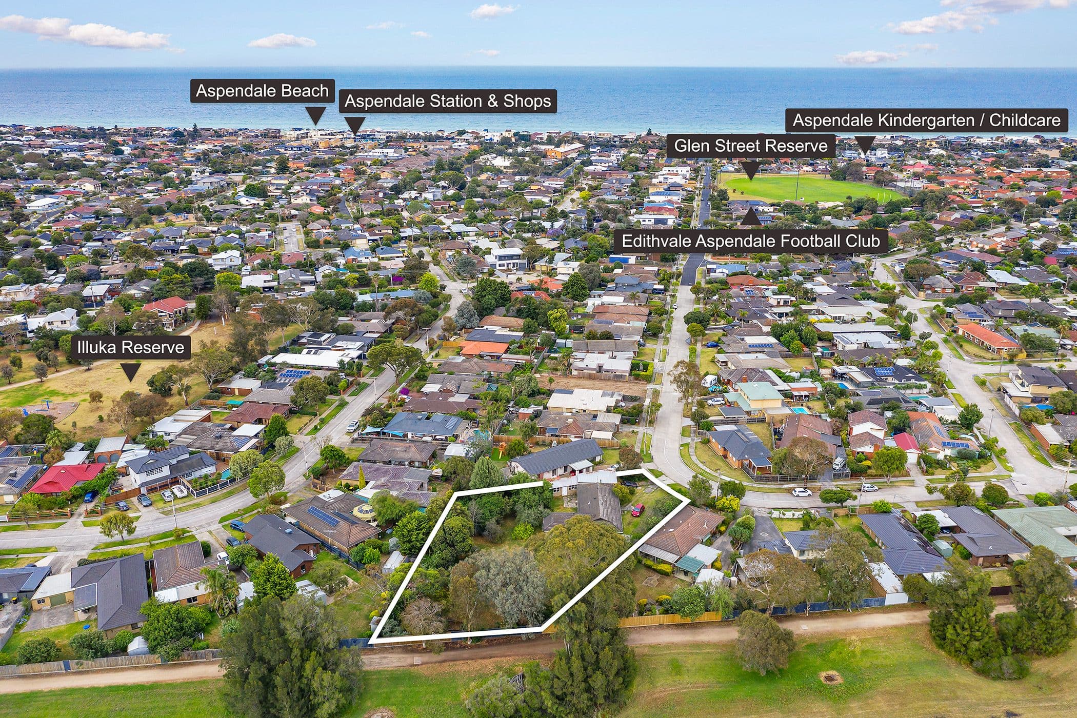 77 Larnook Crescent, Aspendale VIC 3195, Aspendale - Thumbnail 2