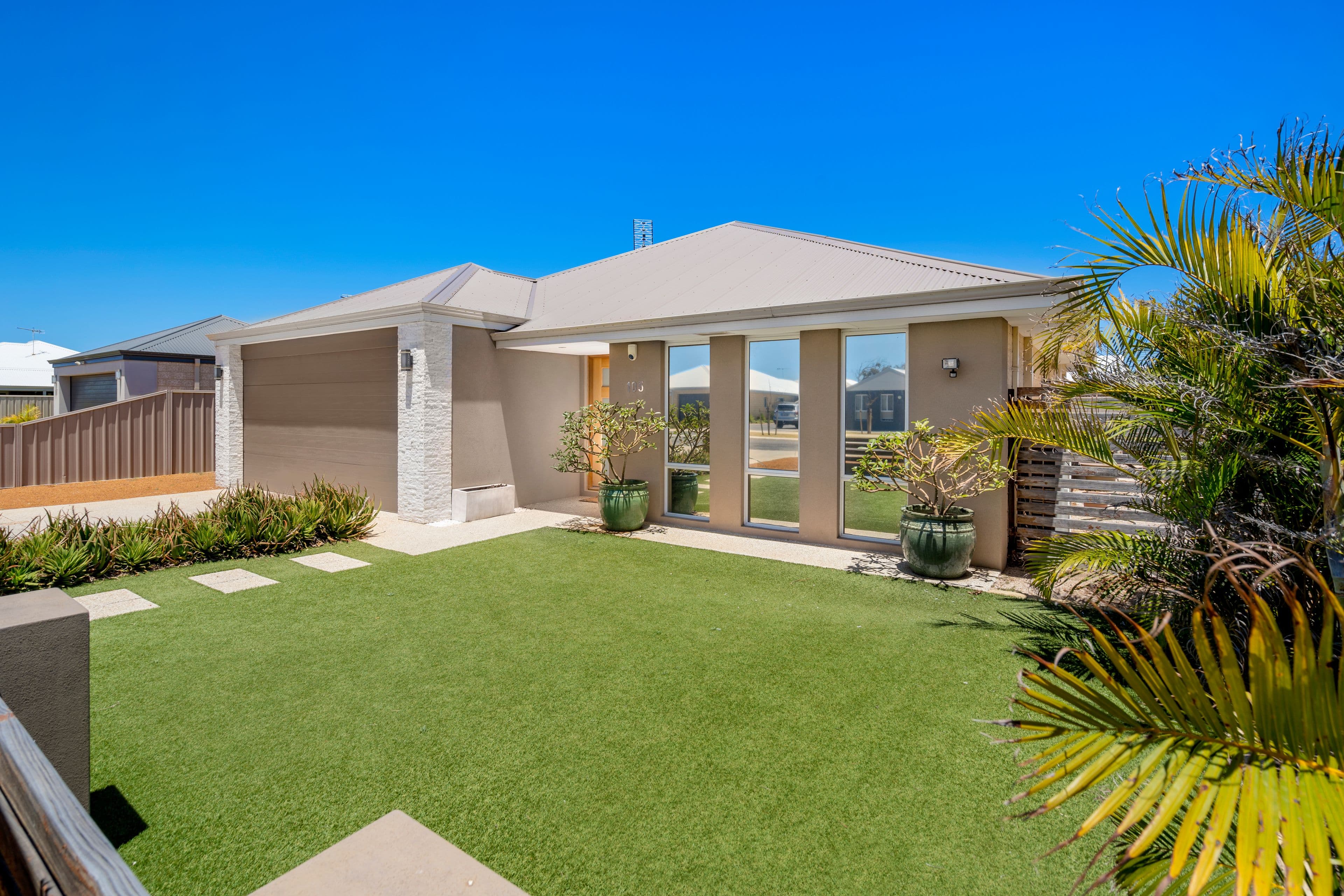 105 Burges Street, Beachlands WA 6530, Beachlands - Thumbnail 2