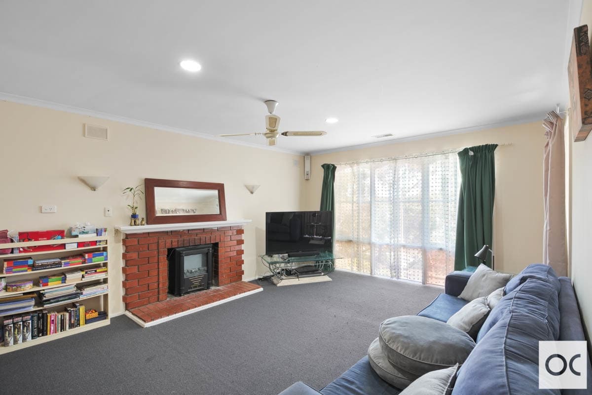 11 Reserve Parade, Morphett Vale - Thumbnail 3