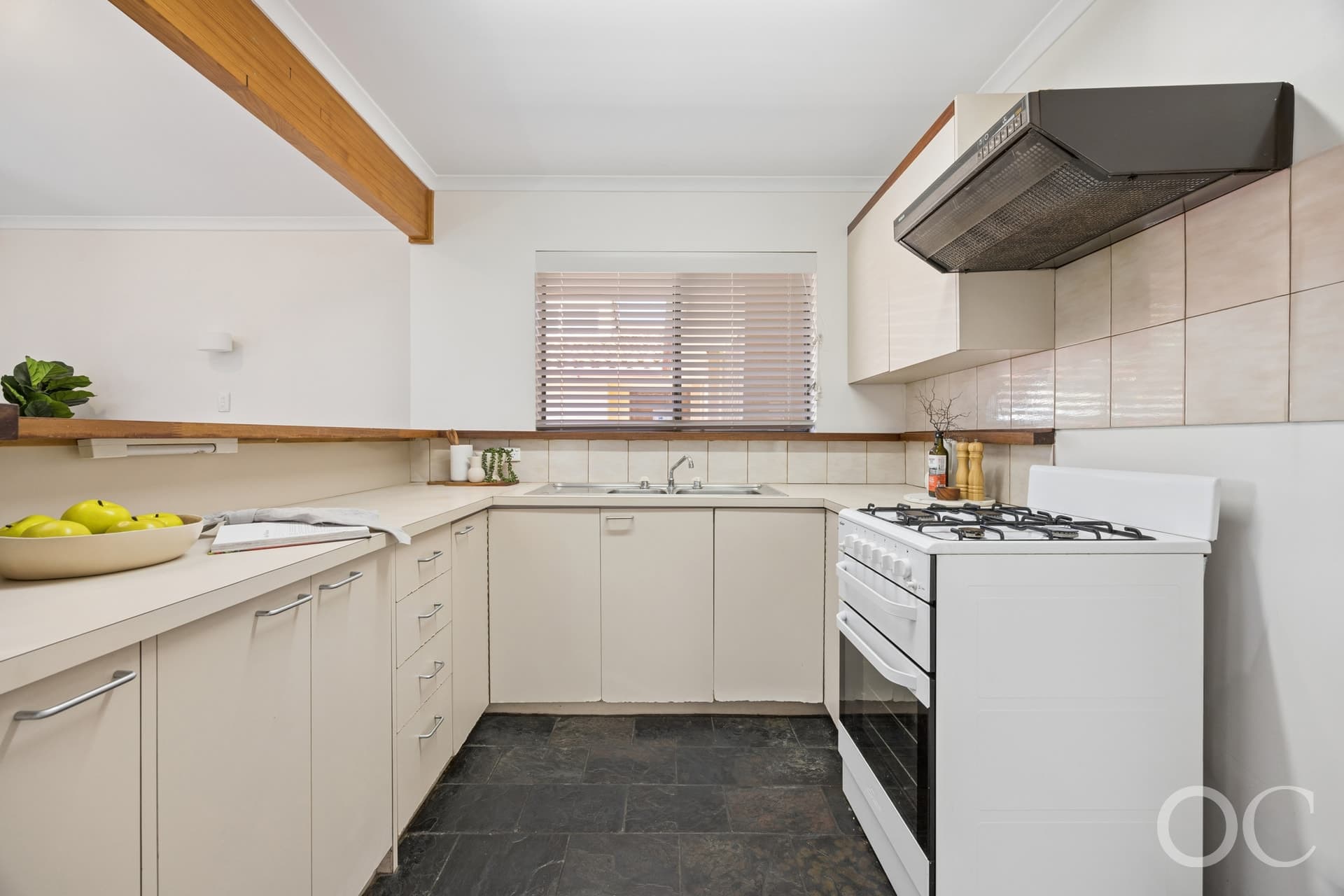 3/18 Kent Road, Keswick - Thumbnail 3