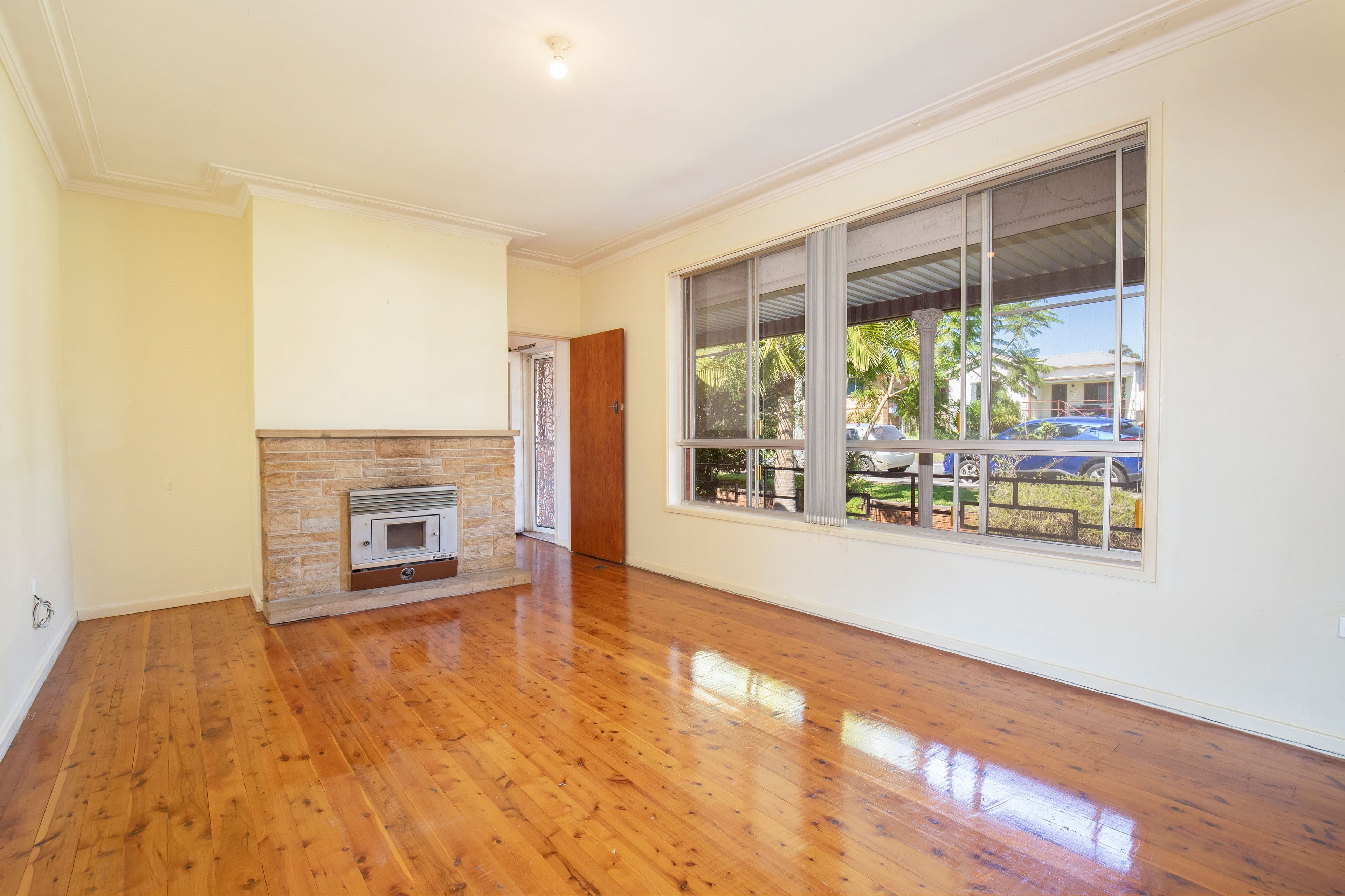 227 Excelsior Parade, Toronto NSW 2283, Toronto - Thumbnail 2