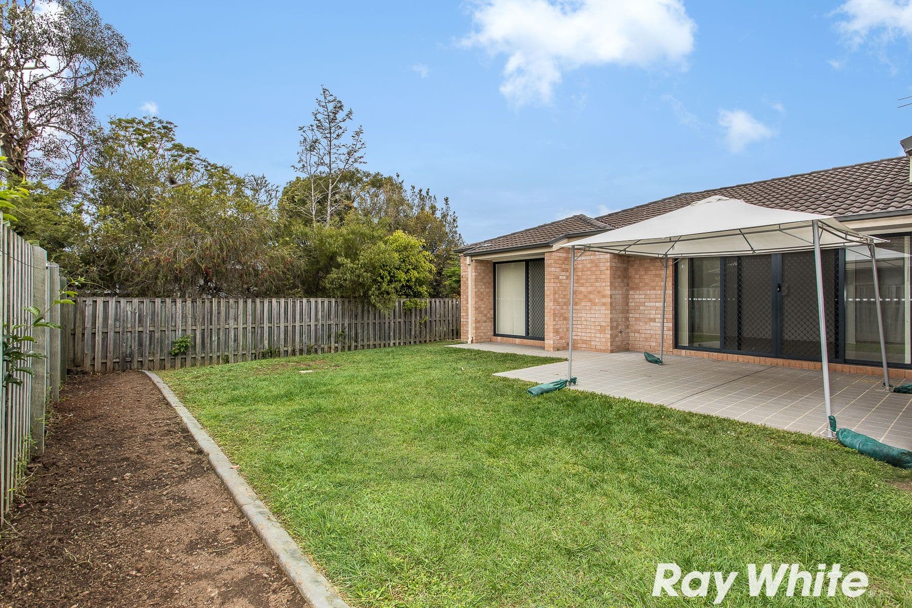 28 Diamond Avenue, Kallangur QLD 4503, Kallangur - Thumbnail 3