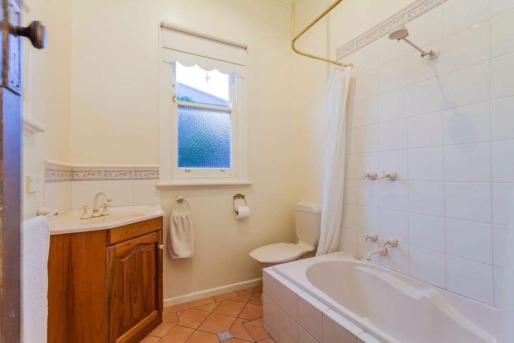 5 Nicholas Street, NEWTOWN VIC 3220, Newtown - Thumbnail 6