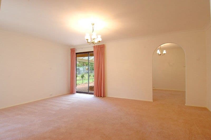 4 Gordonia Grove, Baulkham Hills NSW 2153, Baulkham Hills - Thumbnail 2
