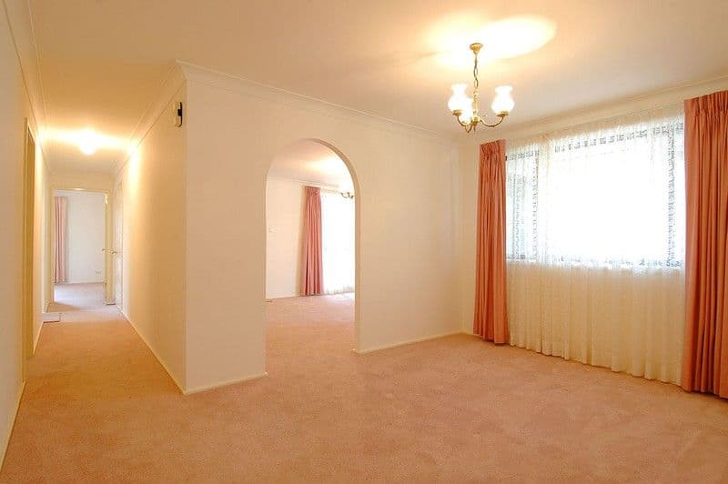 4 Gordonia Grove, Baulkham Hills NSW 2153, Baulkham Hills - Thumbnail 3